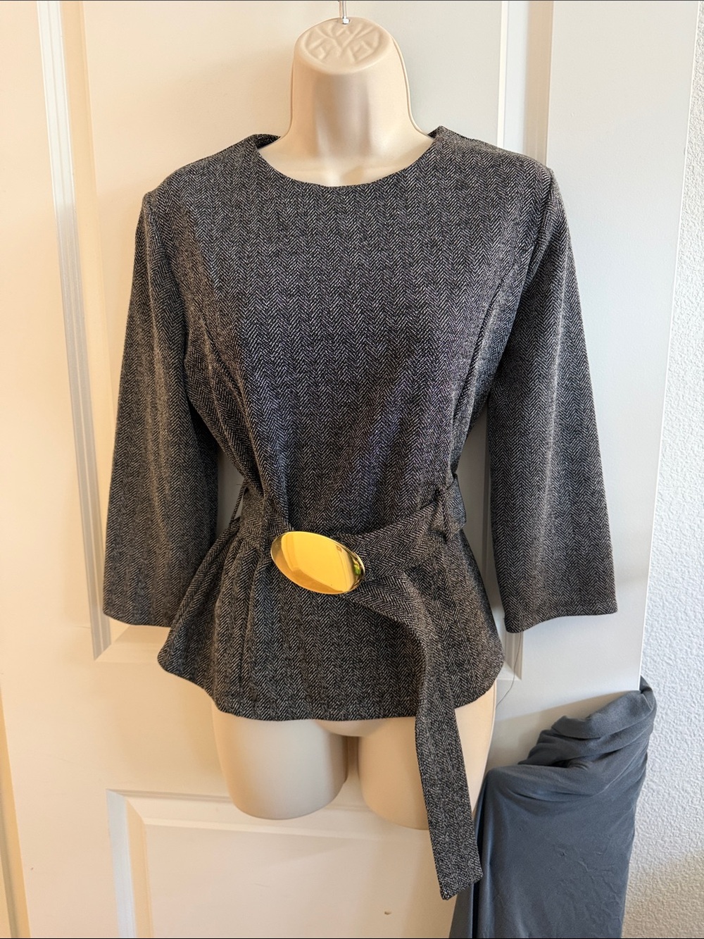 New- Zara- Grey Tweed Herringbone Belted Statement Top Sz - Large
